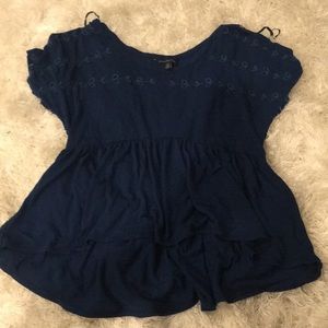 american eagle teal flowy shirt